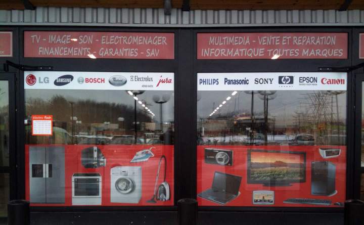 Adhesif microperforé avec decor impression numérique plastifié anti uv