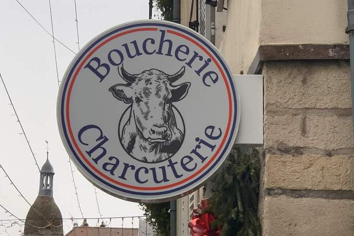 Enseigne drapeau alu et plexi avec leds et décor adhésif Bourgogne