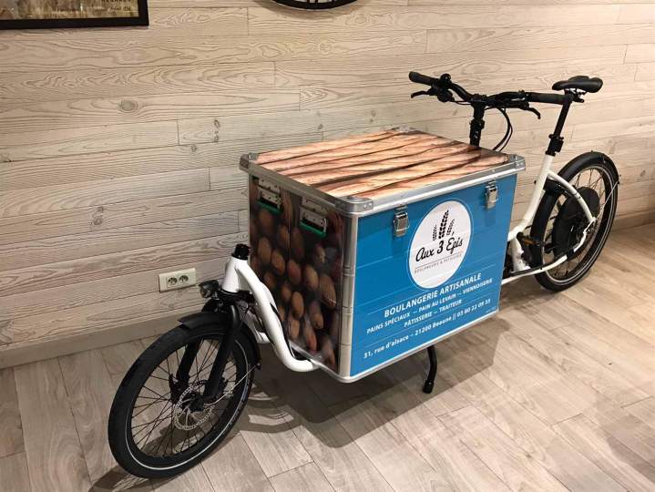 Covering en impression numérique sur caisse vélo cargo Bourgogne   