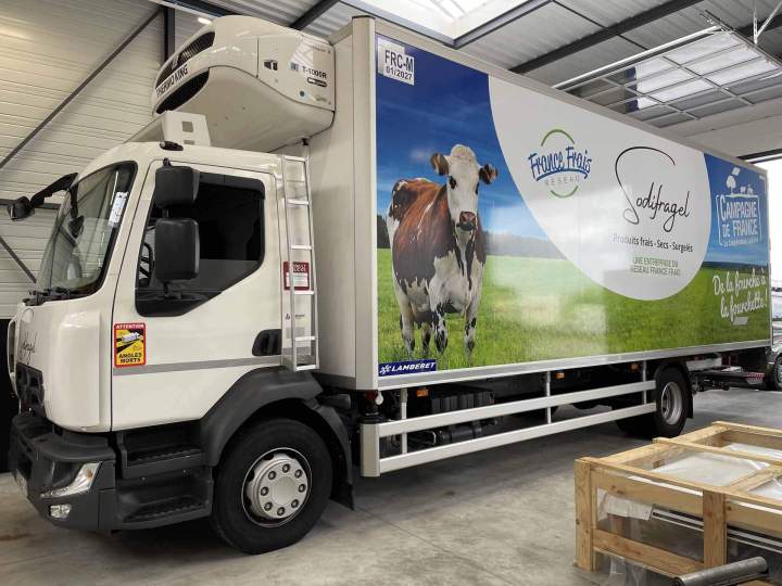 Covering sur camion frigo Bourgogne