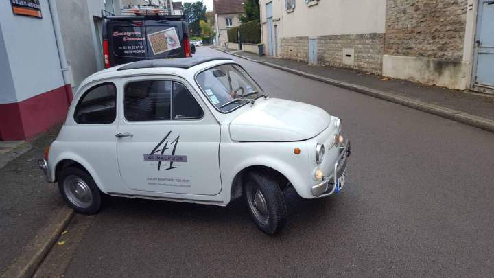 Décor personnalisé en adhésif Bourgogne