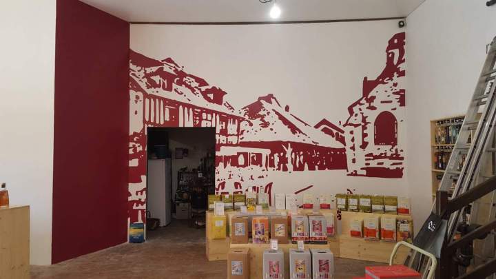 Peinture laque à l' eau sur mur boutique